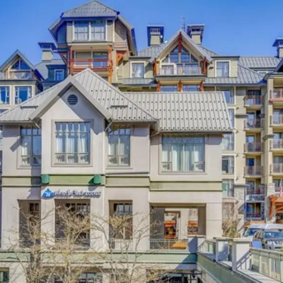 Skier’s Dream Mountain Studio W/ Easy Ski Access Hot Tub & Gym | hotel Vancouver | Trivago