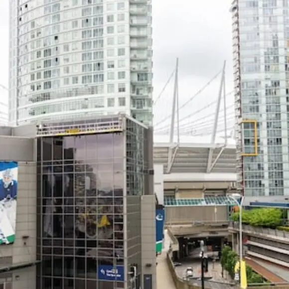 Heart Of Downtown 1 Bd +pool Gym Parking Office A/c | hotel Vancouver | Trivago