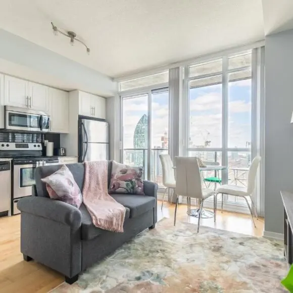 1 Bedroom Condo Bremner Blvd Downtown Toronto | vacation home Toronto | Booking.com