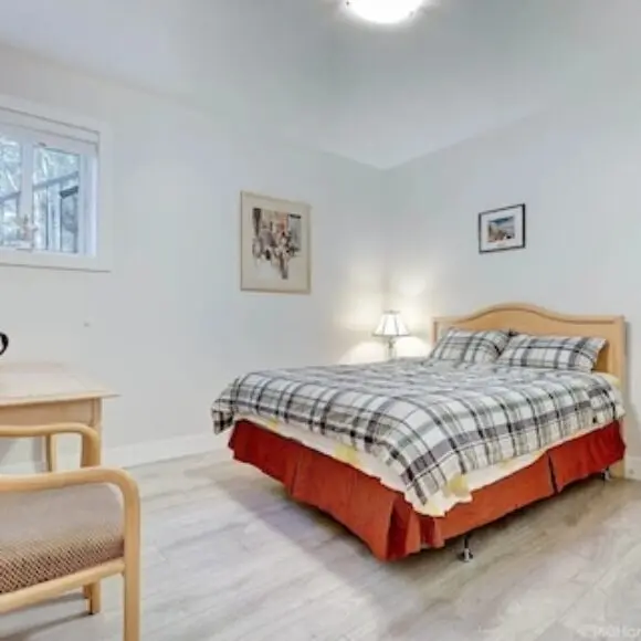West Vancouver Contemporary Living | hotel Vancouver | Trivago