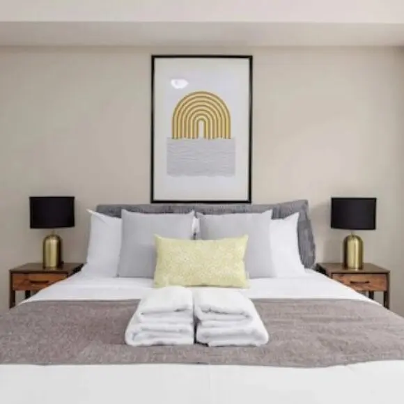 Spacious 2br Basement Suite In Whalley | hotel Vancouver | Trivago