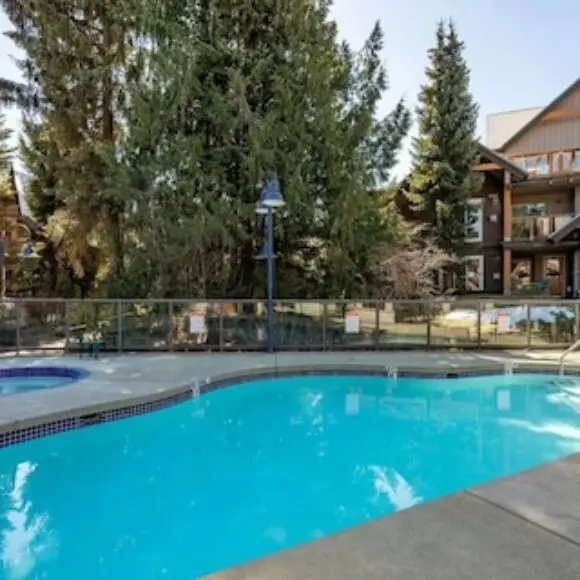 2 Bedroom /w Private Hot Tub Great Location! | hotel Vancouver | Trivago