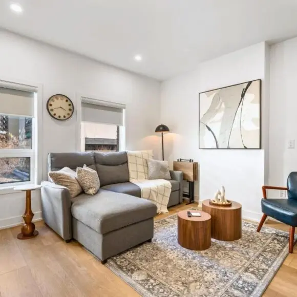 The McCaul Group Suite Near Baldwin Village | hotel Toronto | Booking.com