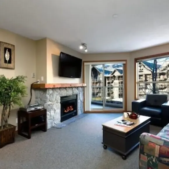 True Ski In/ski Out – Newly Renovated/terrific Mountain Views | hotel Vancouver | Trivago