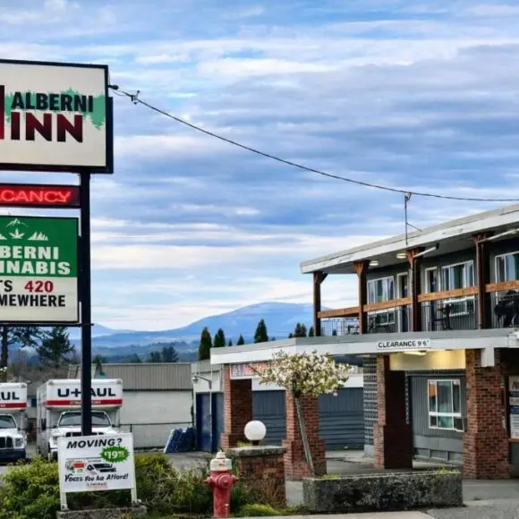 Alberni Inn | hotel Vancouver | Booking.com
