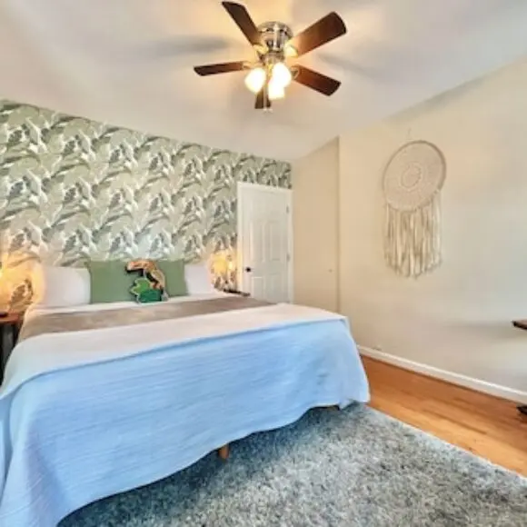 Chelsea Concrete Jungle House – Spacious 1 Bedroom – Sleeps 4 | hotel New York City | Trivago