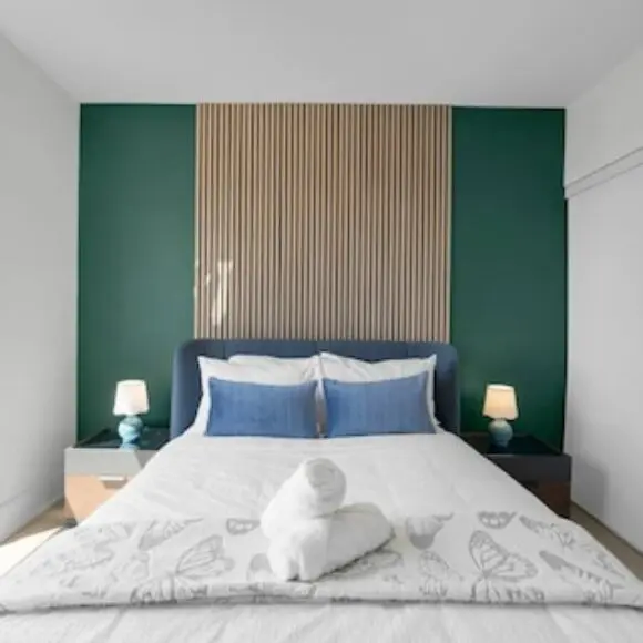 CN Tower View Stays – Parking/Pool/Downtown | hotel Toronto | Trivago