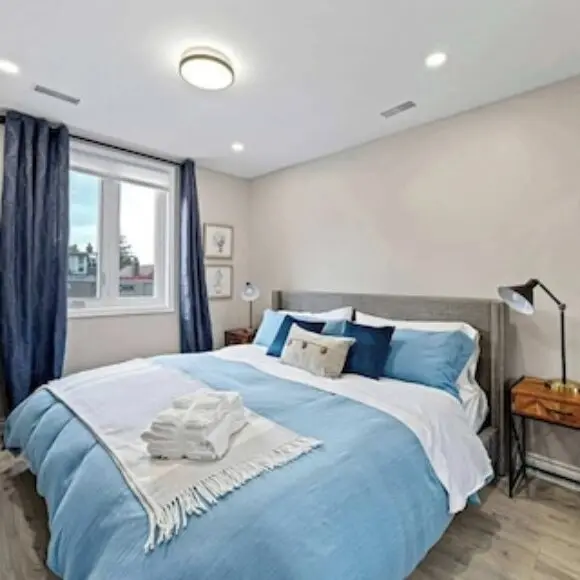 Casa Hotel Stylish Modern Family Suite with Patio | hotel Toronto | Trivago