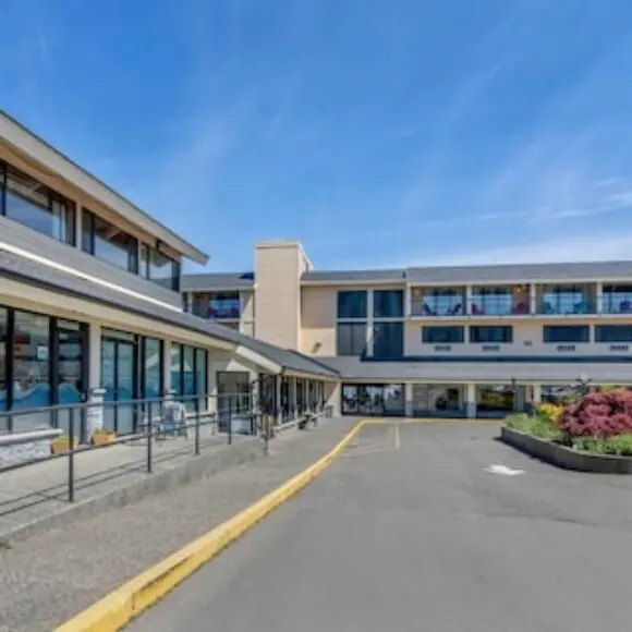 The Bayside Oceanfront Resort | hotel Vancouver | Trivago
