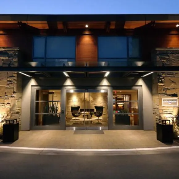 Qualicum Beach Inn | hotel Vancouver | Booking.com