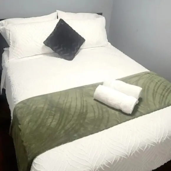 Quiant 2 Bedroom Suite | hotel Vancouver | Trivago