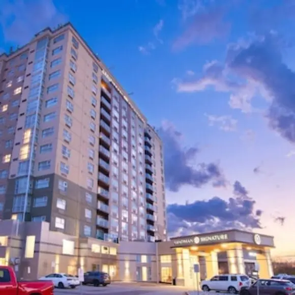 Sandman Signature Toronto Airport Hotel | hotel Toronto | Trivago