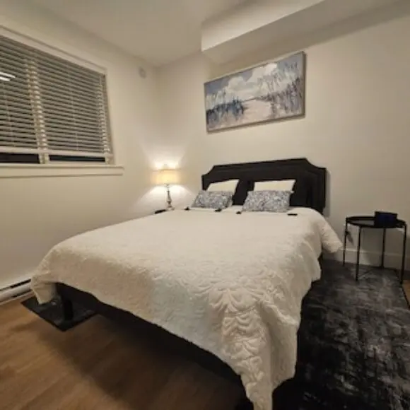 Escape To The Mountains & Ocean With Your Private Hot Tub! | hotel Vancouver | Trivago