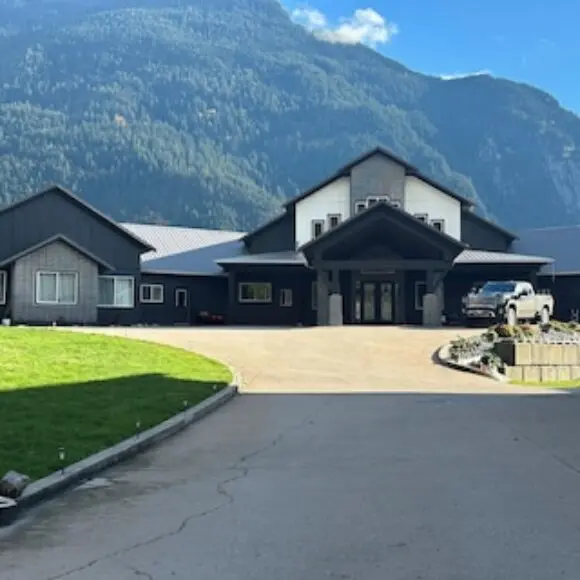 All New Retro Design Carriage House On The Fraser River | hotel Vancouver | Trivago
