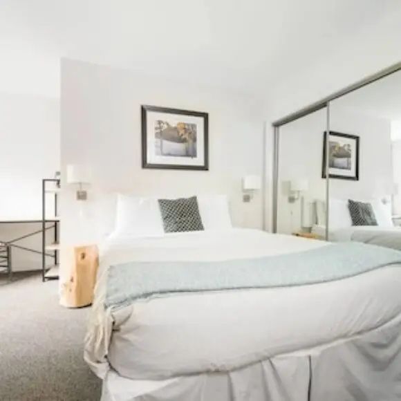 Glaciers Reach Retreat With Private Hot Tub In Whistler Village | hotel Vancouver | Trivago