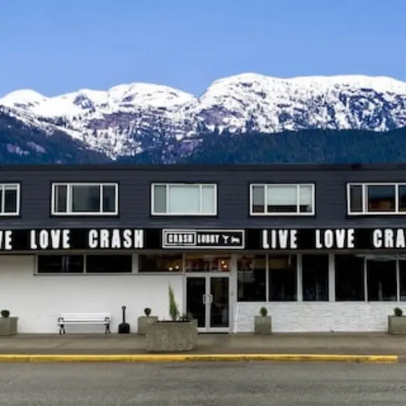 Crash Hotel Squamish | hotel Vancouver | Trivago