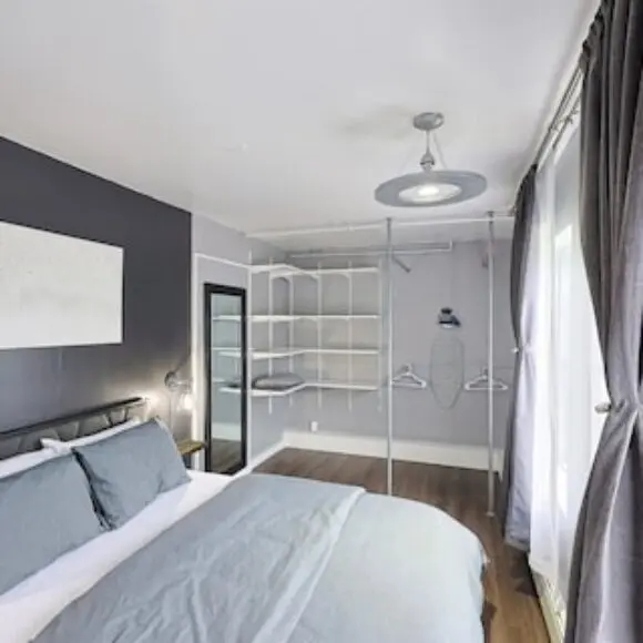 Lux Apt King Bed Washer Dryer Dishwasher. | hotel New York City | Trivago