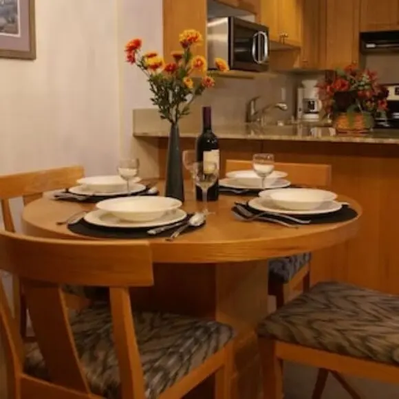 Woodrun Lodge 316 – True Ski In Ski Out Pool Hot Tub Free Parking | hotel Vancouver | Trivago