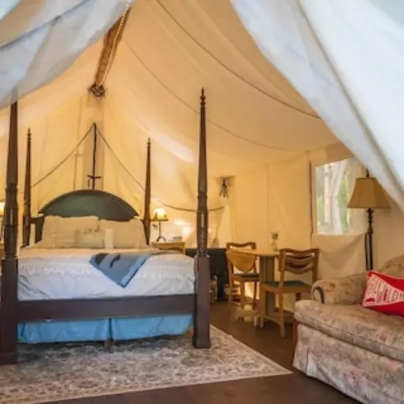 Glamping!! Self Contained Quiet Romantic | hotel Vancouver | Trivago