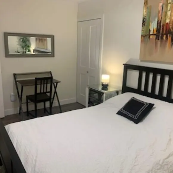 Modern Stylish Bright And Peaceful 2 Bedroom New Suite. | hotel Vancouver | Trivago