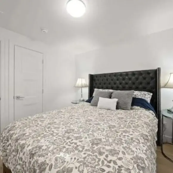 Commercial | hotel Vancouver | Trivago