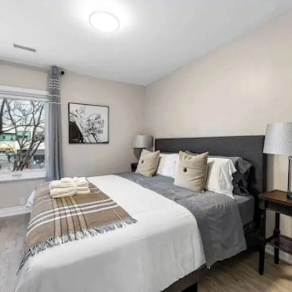 Casa Hotel Contemporary 2BR Suite w Patio & BBQ | hotel Toronto | Trivago