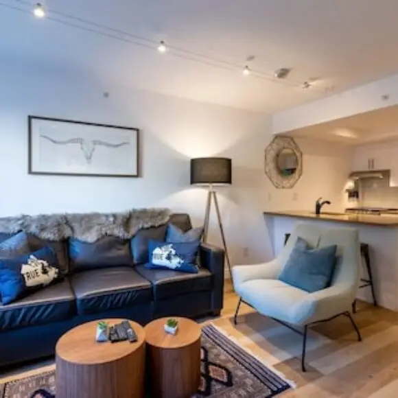 Newly Renovated Stylish One Bedroom Condo | hotel Vancouver | Trivago