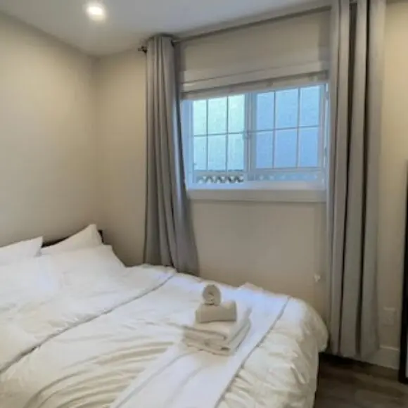 Modern Spacious 1BR minutes away from Main St | hotel Vancouver | Trivago
