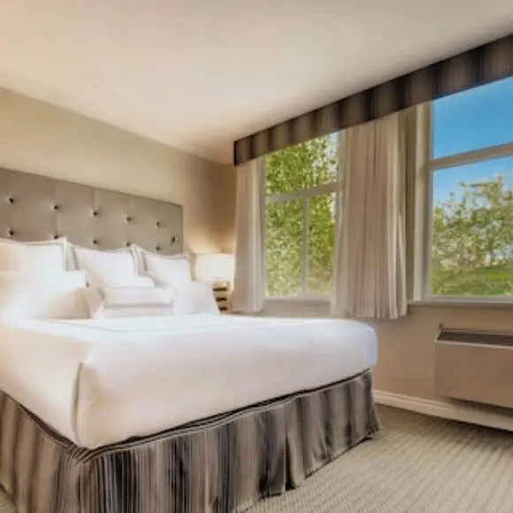 Granville Island Hotel | hotel Vancouver | Trivago