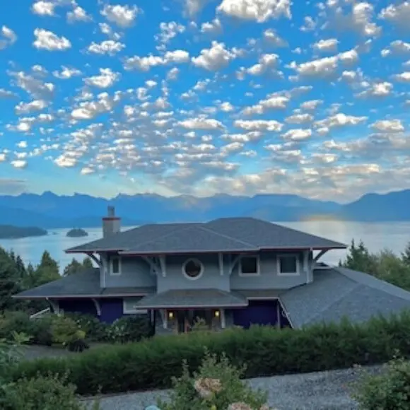 Blue House | hotel Vancouver | Trivago