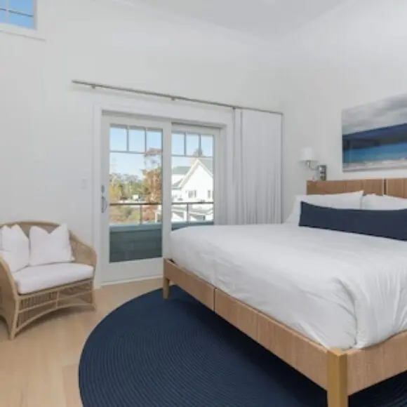 Canoe Place Inn And Cottages | hotel New York City | Trivago