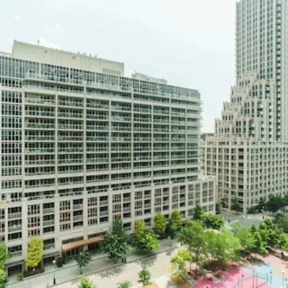Cozy 2-bedroom Hotel With Ac And Wifi In Superb Toronto | hotel Toronto | Trivago