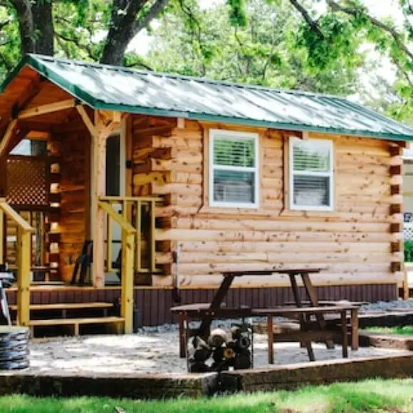 Cabin On Toronto Lake: Fishing Swimming & More! | hotel Toronto | Trivago