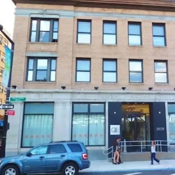 Q4 Hotel & Hostel | hotel New York City | Trivago