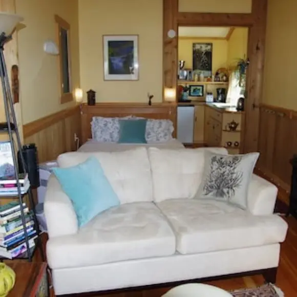 Blitz Beach House Oceanside Suite | hotel Vancouver | Trivago