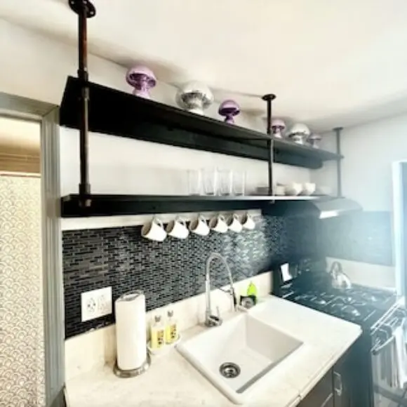 Chelsea Disco House – 1 Bedroom – Sleeps 5 | hotel New York City | Trivago