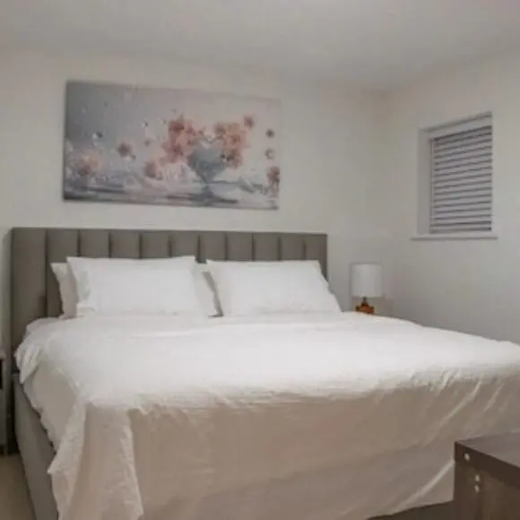4615 Inverness Street Vancouver King And Queen sizes 2 Bedrooms Suite with Private Entry | hotel Vancouver | Trivago