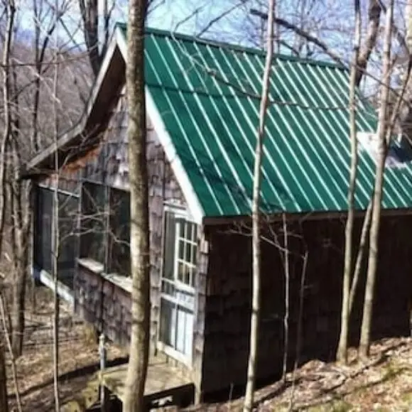 Deluxe Tree House 1 Hour From Toronto | hotel Toronto | Trivago