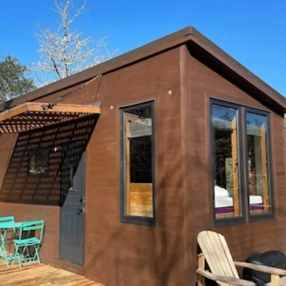 Tiny house with private hot tub | hotel Vancouver | Trivago