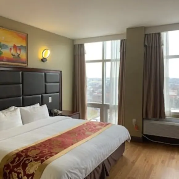 The Queens Hotel | hotel New York City | Trivago