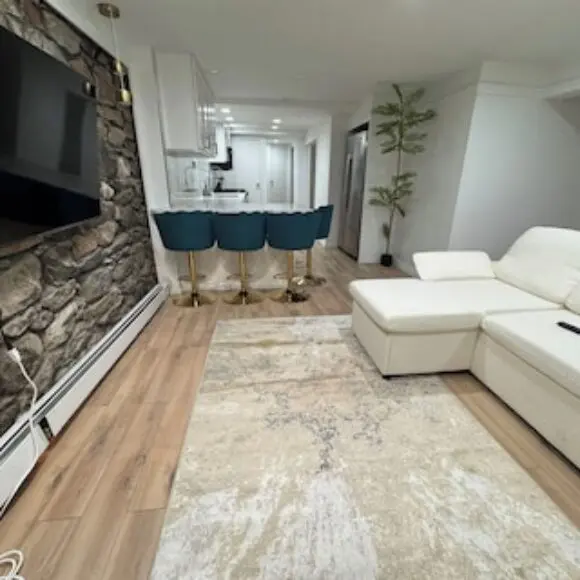 Comfortable 1BR Apt / Parking / Perfect for Families & Groups | hotel New York City | Trivago