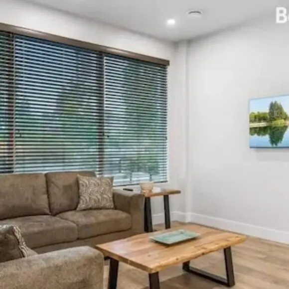 3-bedroom Downtown Beach Side Suites | hotel Vancouver | Trivago