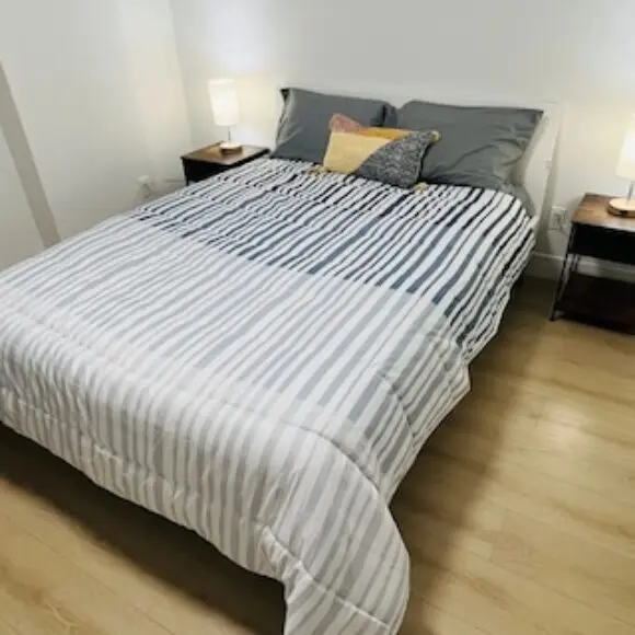 Spacious 2 Bedroom Suite Near Beaches And Border | hotel Vancouver | Trivago