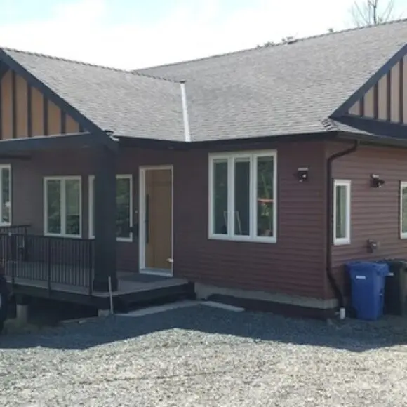 Farm & Garden Retreat 3- Bedroom Home | hotel Vancouver | Trivago