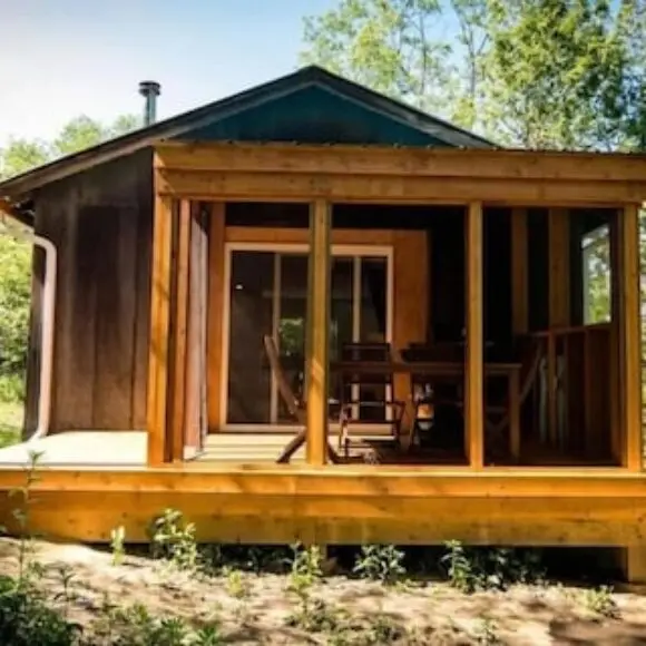 Unique Private Lodge One Hour From Toronto. | hotel Toronto | Trivago
