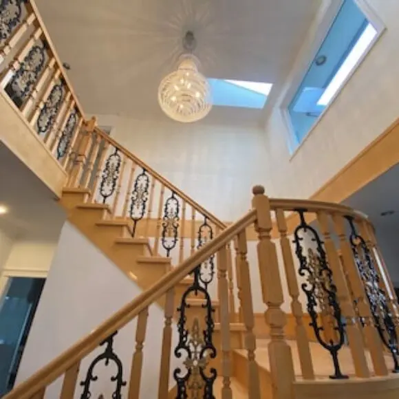 5 Minutes away from Edmonds Station! Ideal location for all events & attractions | hotel Vancouver | Trivago
