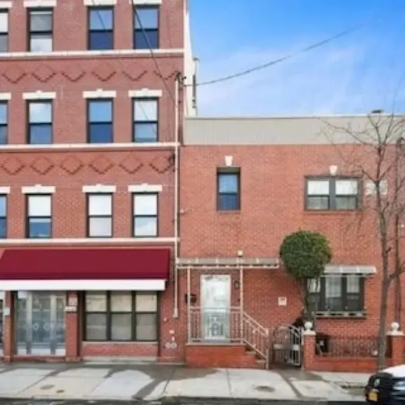 Long Island City – Dutch Kills Escape | hotel New York City | Trivago