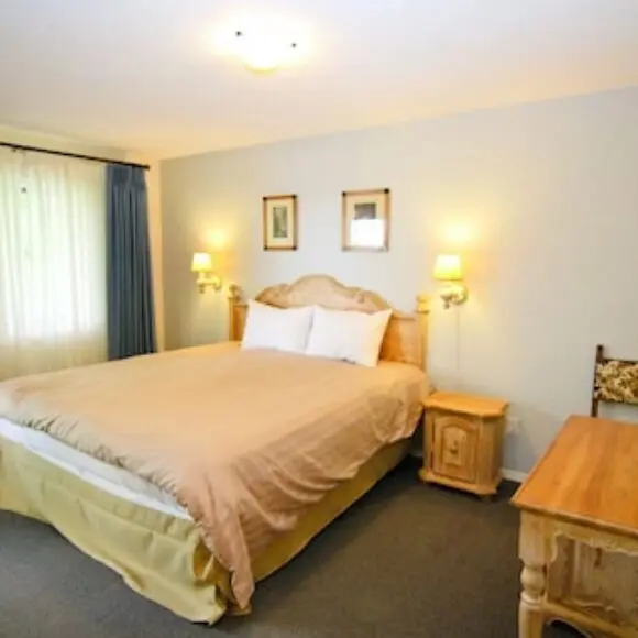 Heron’s Landing Hotel | hotel Vancouver | Trivago