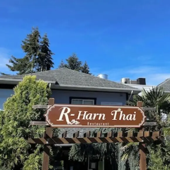 Charming Suite At The Lake Right In The Heart Of The Village. | hotel Vancouver | Trivago
