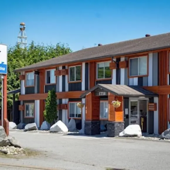 The Spot at Porpoise Bay | hotel Vancouver | Trivago